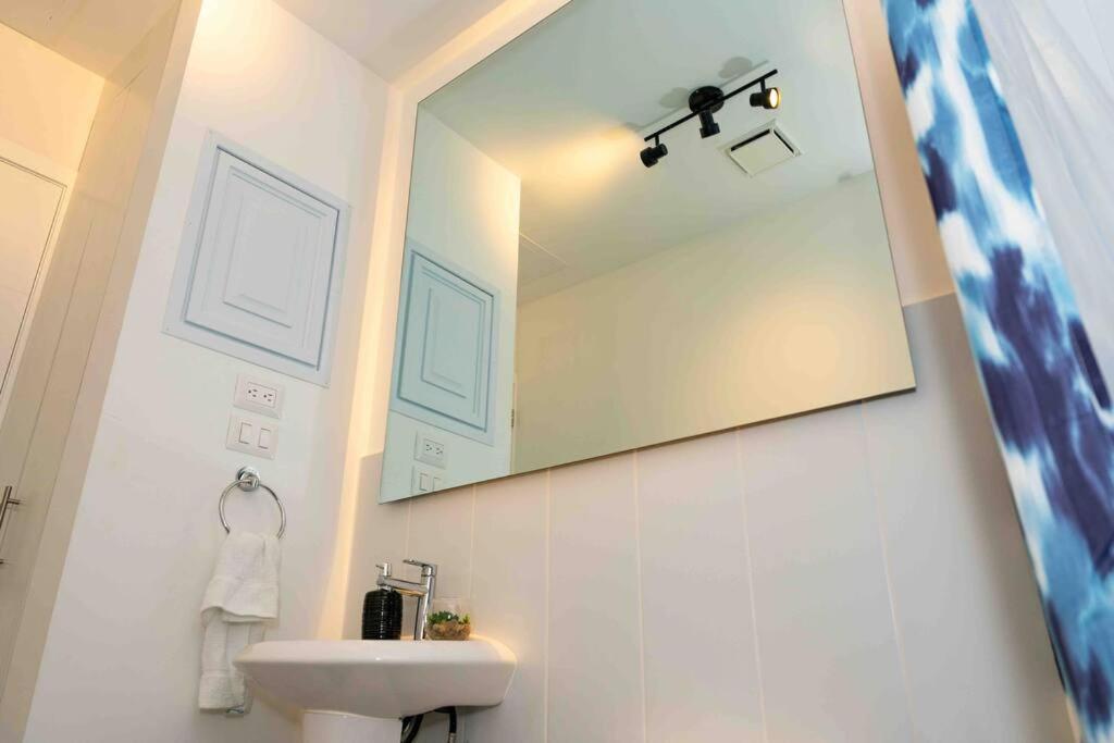 Lovely 1 Bedroom Unit With Free Parking Modra Zone 4 Ciudad Guatemala Eksteriør billede
