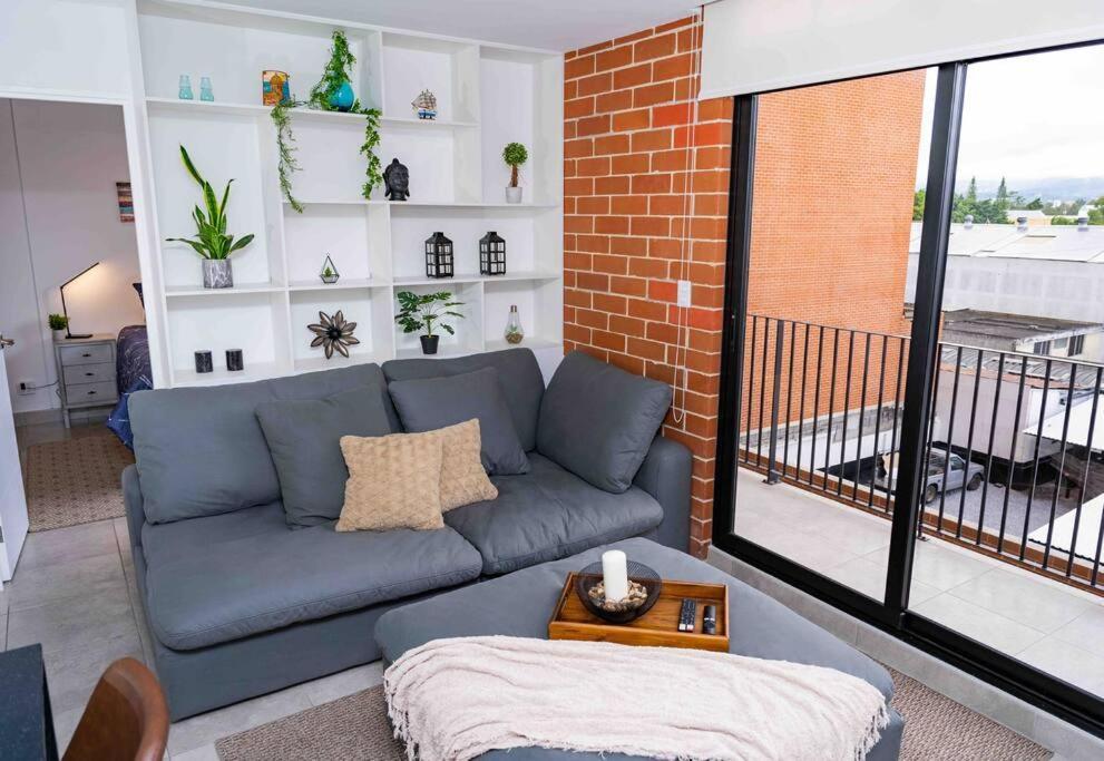 Lovely 1 Bedroom Unit With Free Parking Modra Zone 4 Ciudad Guatemala Eksteriør billede